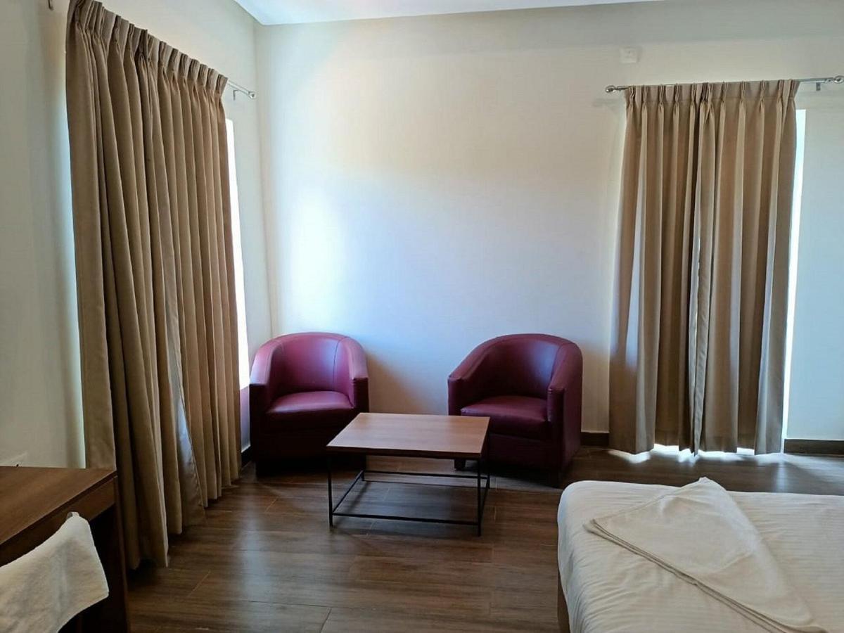 Danta Resort Bhāgamandala Esterno foto