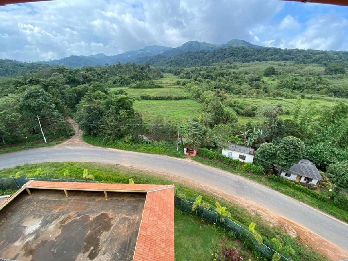 Danta Resort Bhāgamandala Esterno foto