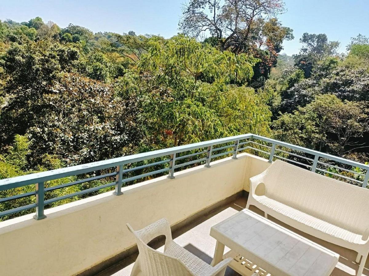 Danta Resort Bhāgamandala Esterno foto